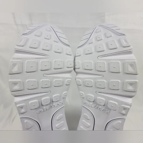 Nike Air Max 2090 Triple White Athletic Shoes Sneakers Mens Size 10.5 BV9977-100 - Picture 12 of 12